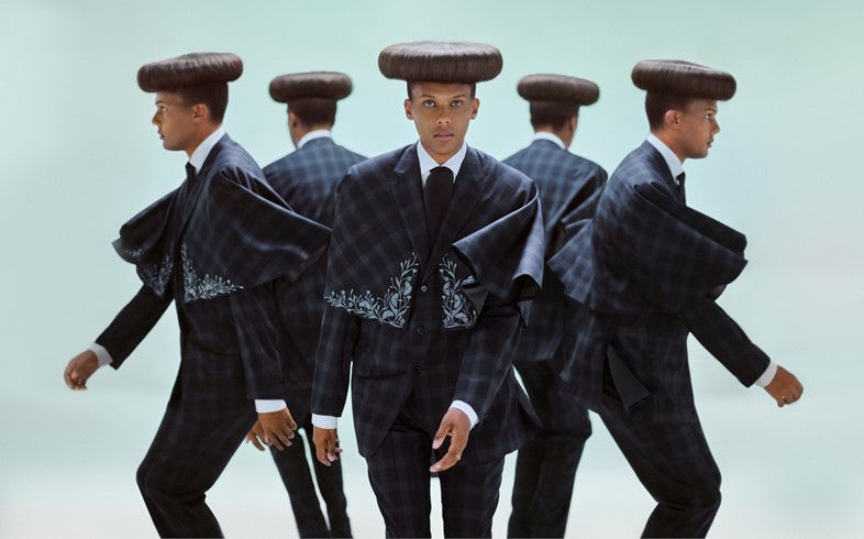 multitude_michaelferire_6