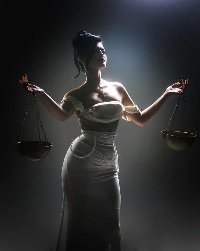 LIBRA RISING